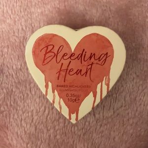 Makeup Revolution baked highlighter shade “bleeding heart”